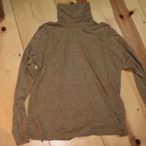 GOLD GLITTER TURTLENECK